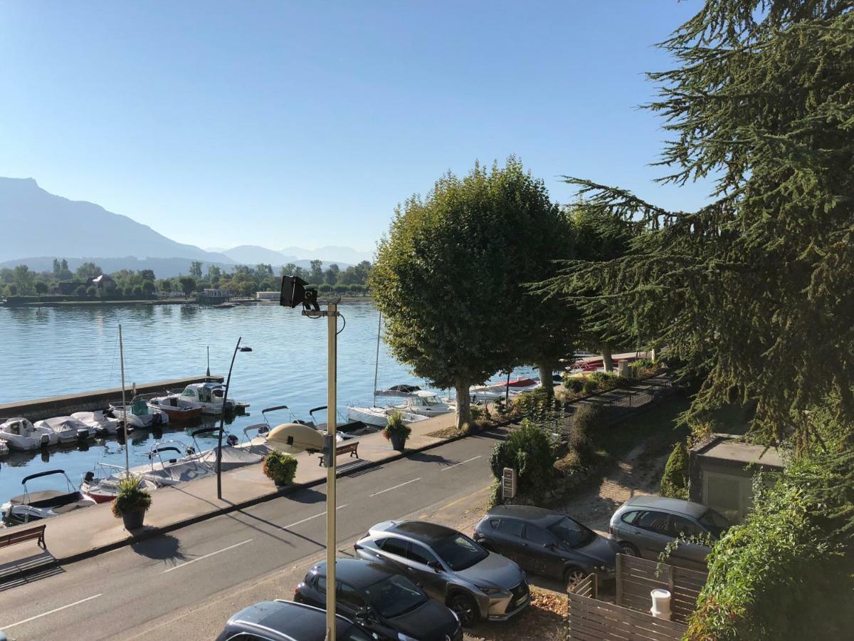 Pause Detente Sur La Port Du Bourget Du Lac Ле-Бурже-дю-Лак Экстерьер фото